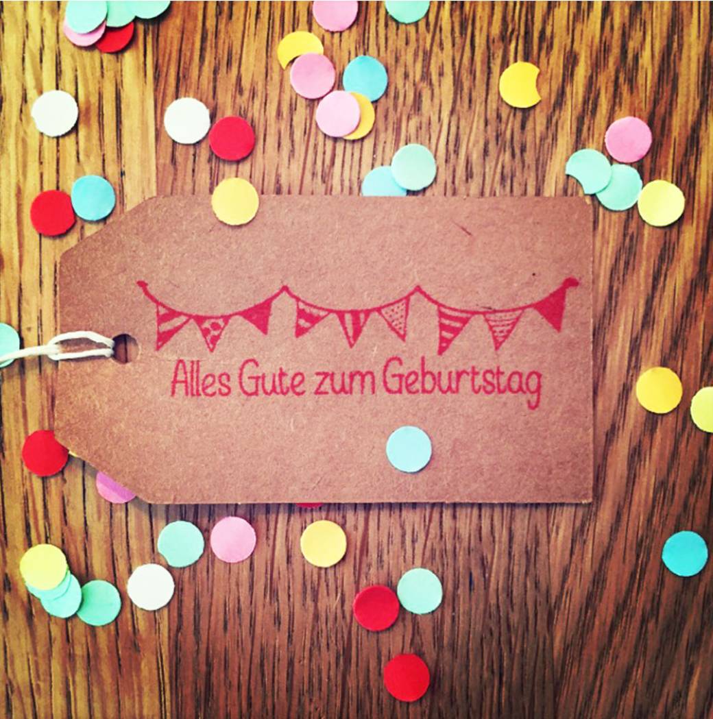 Timbro in legno a forma di bandierina